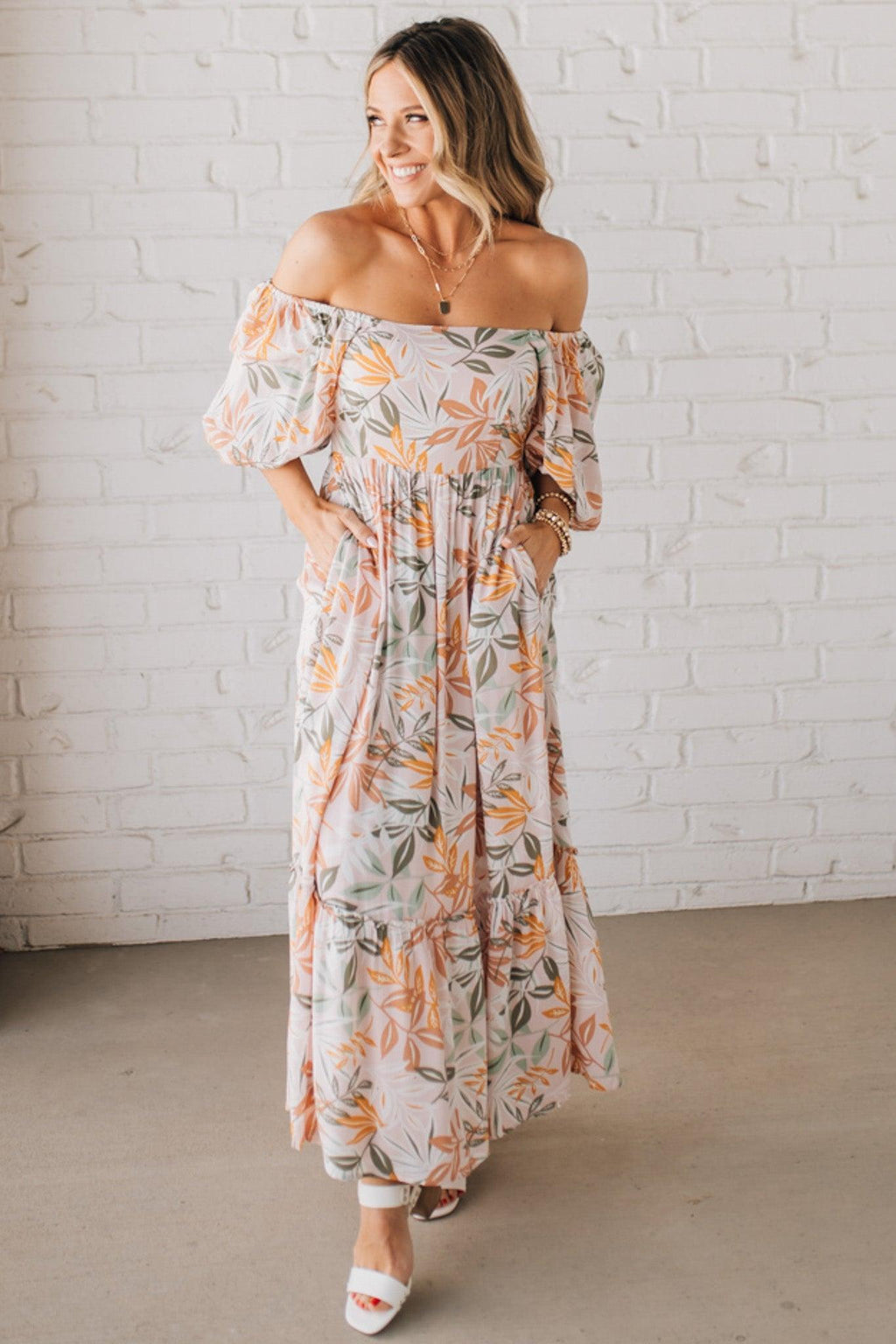 ELARA FLORAL MAXI DRESS